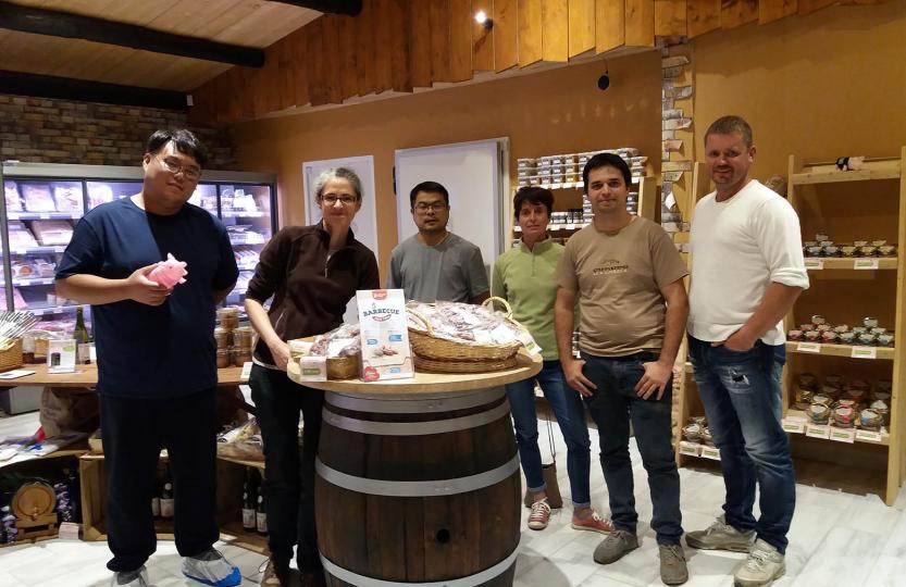 Visite d'un magasin à la ferme Coop chez vous